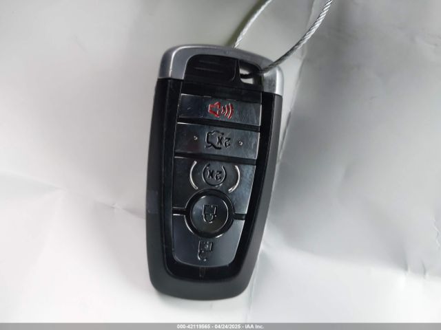3FA6P0SUXHR110304 Ford Fusion Energi Titanium