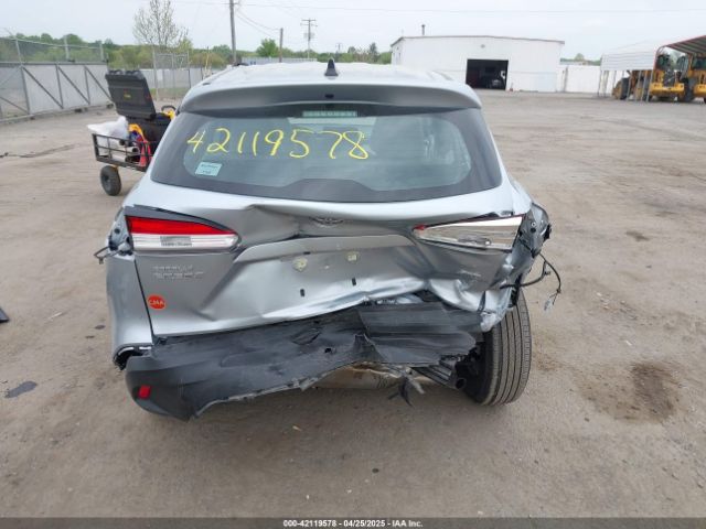 7MUAAABG4PV063424 Toyota Corolla Cross L