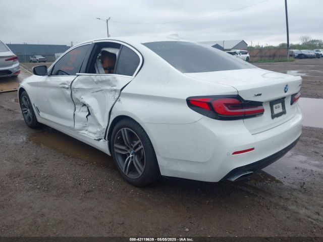 2022 BMW 530 WBA13BJ08NWX55081 Photo 2
