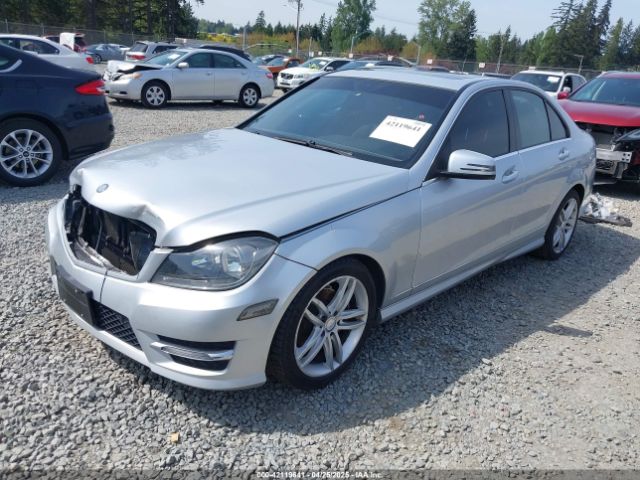 2012 MERCEDES-BENZ C 300 WDDGF8BB7CR238797 Photo 1