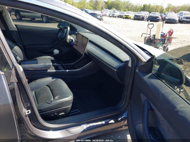2019 TESLA MODEL 3 5YJ3E1EB4KF209793 Photo 4