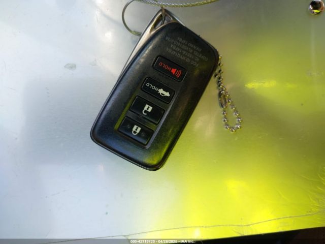 JTHBW1GG7G2109813 Lexus ES 300H