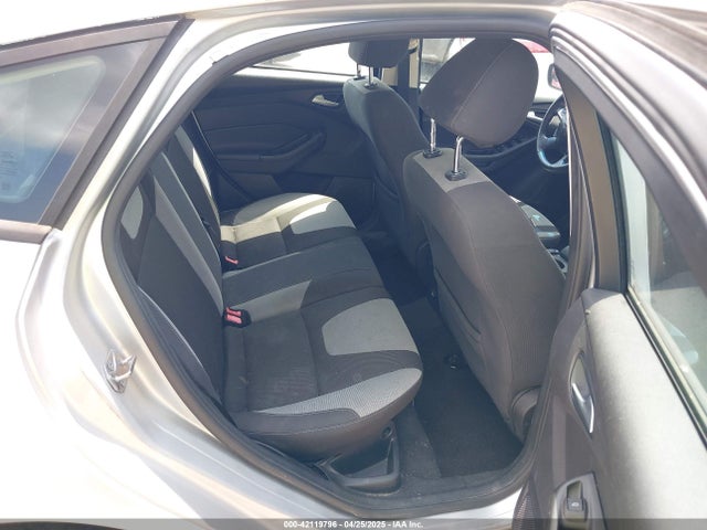Ford FOCUS SE 2014 1FADP3K22EL412736 Image 8