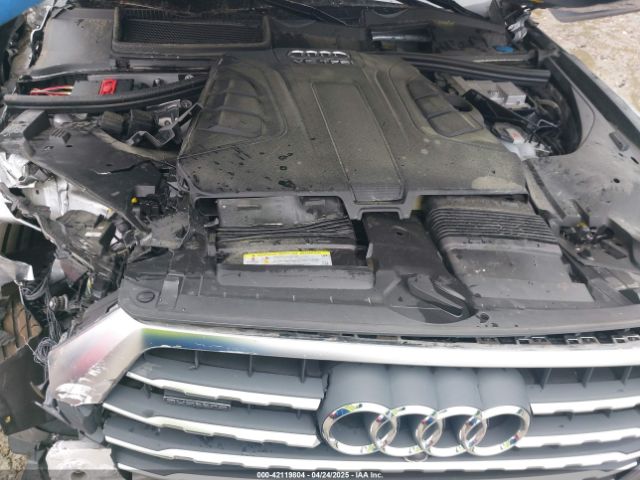 WA1VAAF77JD044305 Audi Q7 3.0t Premium
