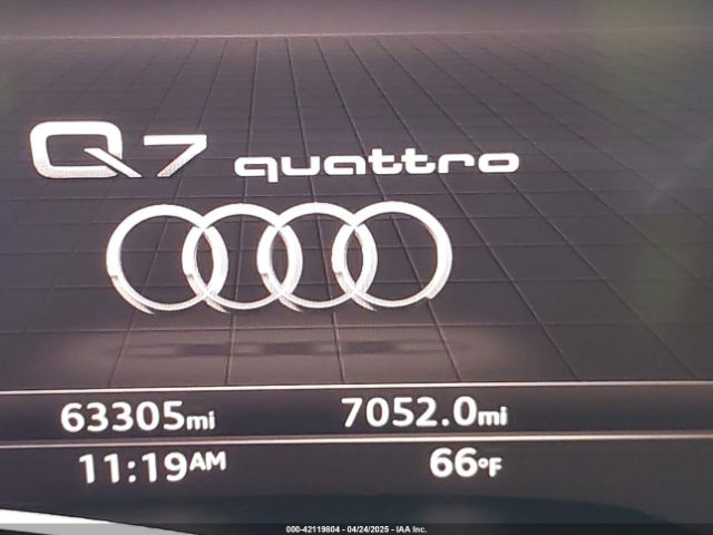 WA1VAAF77JD044305 Audi Q7 3.0t Premium