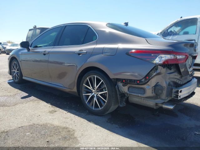 4T1F31AKXMU565647 Toyota Camry Xle Hybrid