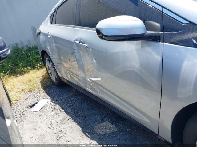1G1RC6S53HU207439 Chevrolet VOLT LT