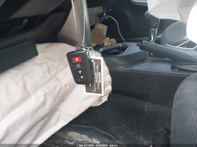 Toyota Rav4 Xle 2018 2T3WFREV9JW445903 Image 11