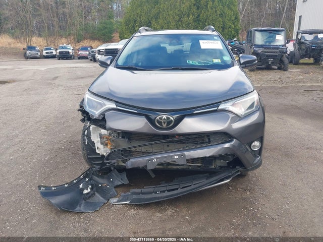 Toyota Rav4 Xle 2018 2T3WFREV9JW445903 Image 12