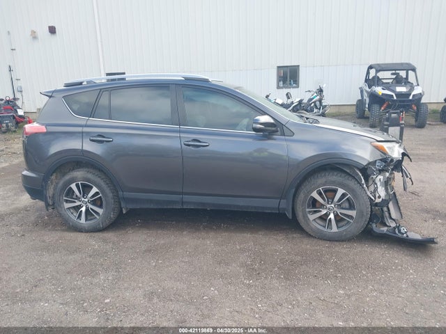 Toyota Rav4 Xle 2018 2T3WFREV9JW445903 Image 13