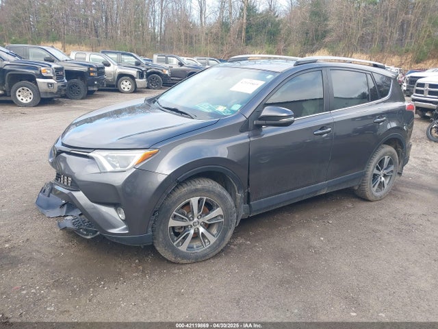 Toyota Rav4 Xle 2018 2T3WFREV9JW445903 Image 2