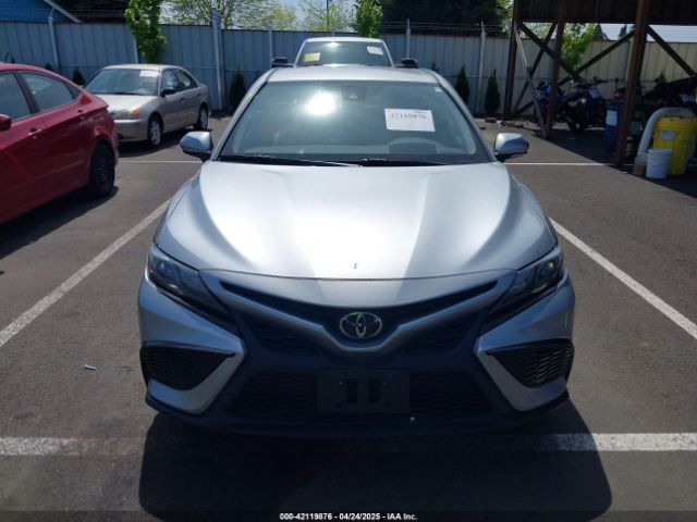 4T1G11AK3NU672230 Toyota CAMRY SE