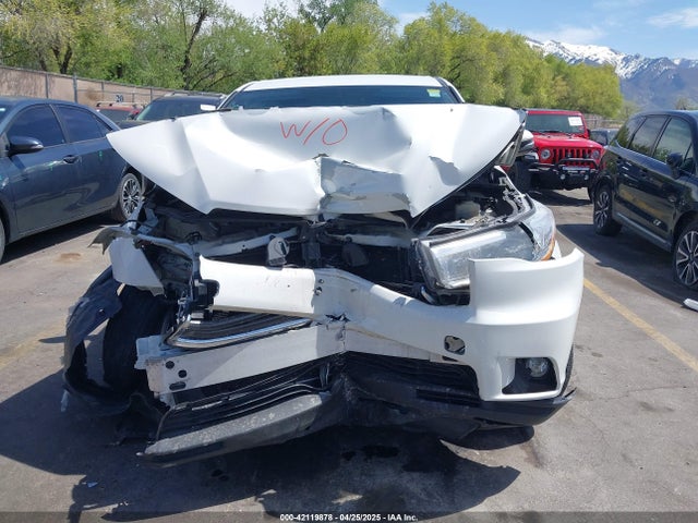 5TDBKRFH8GS340329 Toyota Highlander Le Plus V6