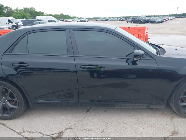 Chrysler 300 300s 2021 2C3CCABG8MH524121 Image 13
