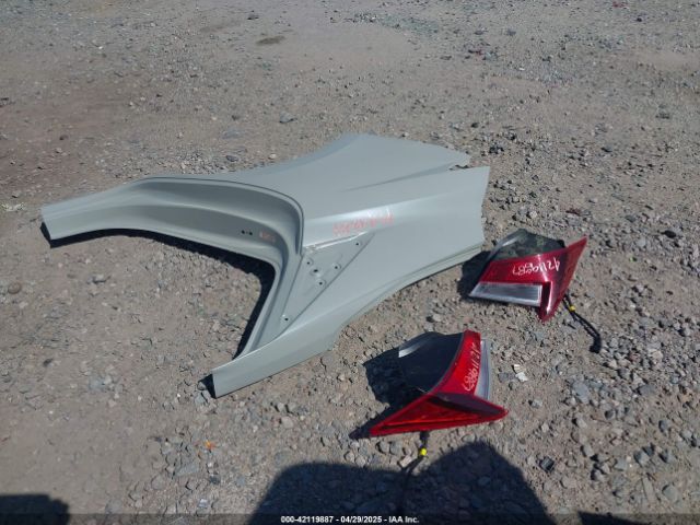 KMHLL4DG2SU860153 Hyundai ELANTRA SE