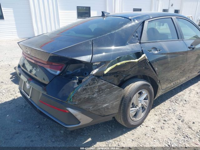 KMHLL4DG2SU860153 Hyundai ELANTRA SE