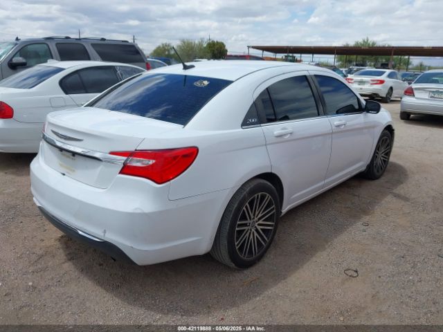 1C3CCBAB1EN210802 Chrysler 200 LX