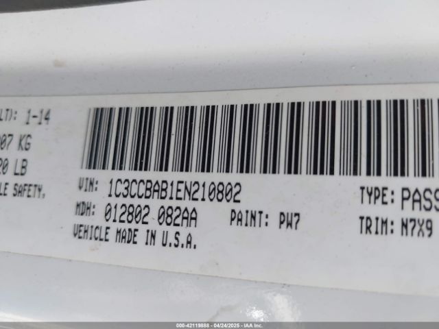 1C3CCBAB1EN210802 Chrysler 200 LX