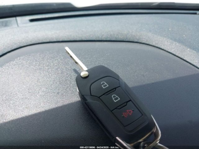 3FTTW8A33RRA44705 Ford Maverick Xl