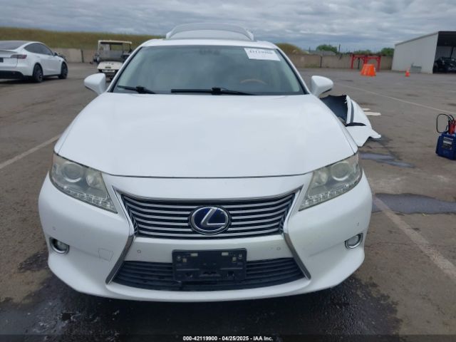 JTHBW1GG5E2064531 Lexus ES 300H