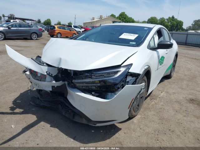 JTDACAAU1S3049356 Toyota Prius Le