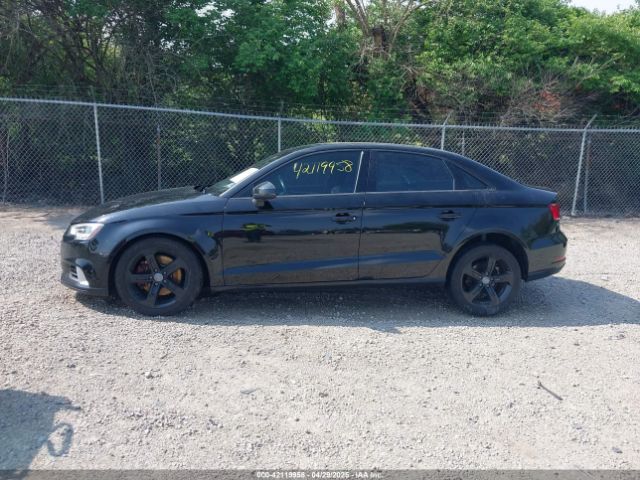 WAUB8GFFXJ1044215 Audi A3 2.0t Premium/2.0t Tech Premium