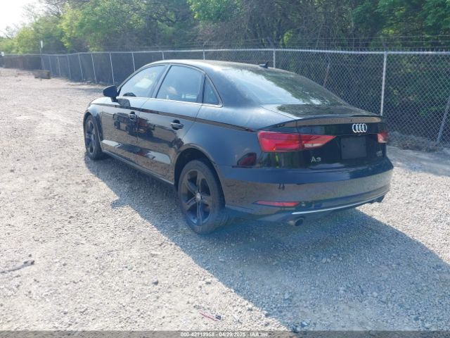 WAUB8GFFXJ1044215 Audi A3 2.0t Premium/2.0t Tech Premium