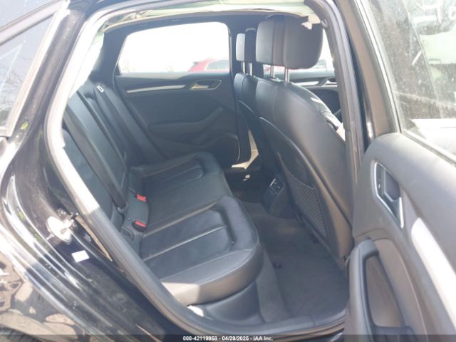 WAUB8GFFXJ1044215 Audi A3 2.0t Premium/2.0t Tech Premium