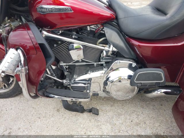 2016 HARLEY-DAVIDSON FLHTCUTG 1HD1MAL17GB857822 Photo 8
