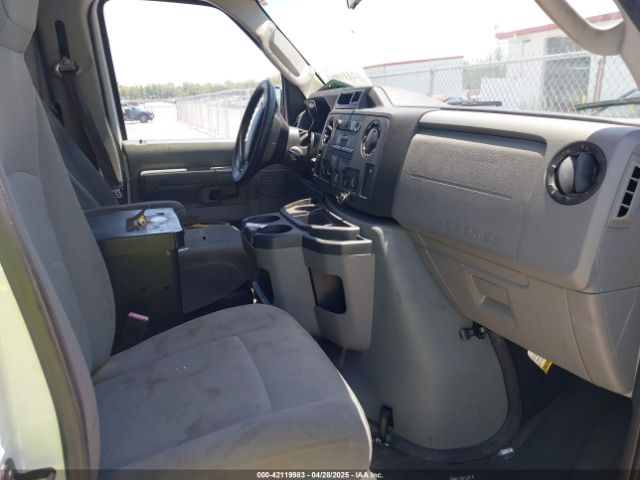 1FTNE2ELXEDA12338 Ford E-250 Commercial