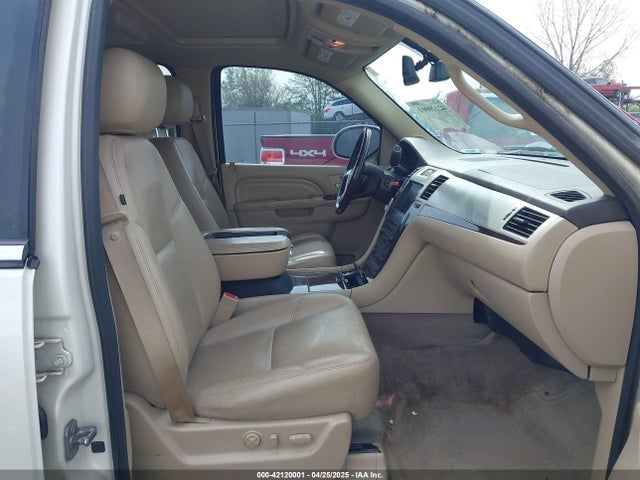 2012 CADILLAC ESCALADE ESV 1GYS4HEF8CR185790 Photo 4