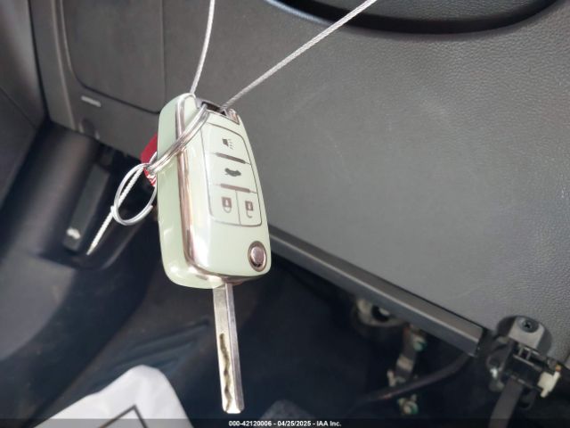 KL7CJLSB3FB129046 Chevrolet Trax Lt
