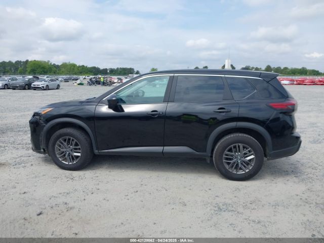 5N1BT3AB4RC682325 Nissan Rogue S Intelligent Awd