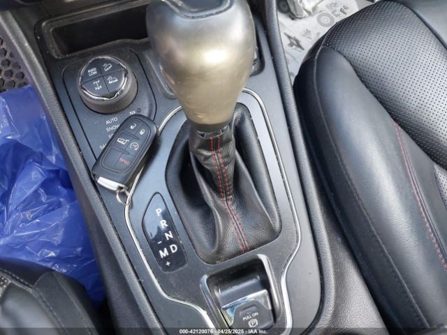 1C4PJMBX0KD227083 Jeep Cherokee Trailhawk Elite 4x4