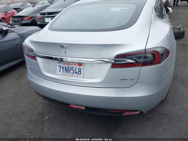 5YJSA1E24HF193563 Tesla MODEL S