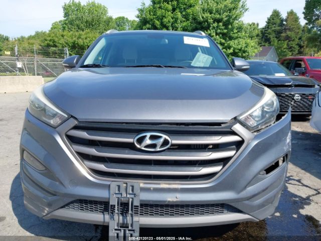 KM8J3CA23GU218963 Hyundai Tucson Sport