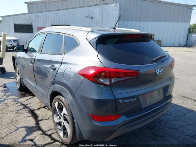 KM8J3CA23GU218963 Hyundai Tucson Sport