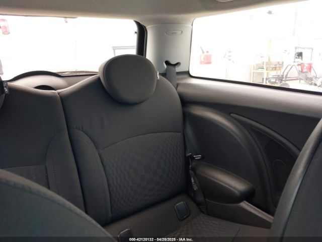 2009 MINI COOPER WMWMF33569TW77166 Photo 7