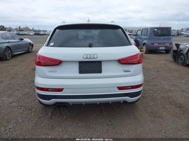 WA1GCCFS6HR001364 Audi Q3 2.0t Premium