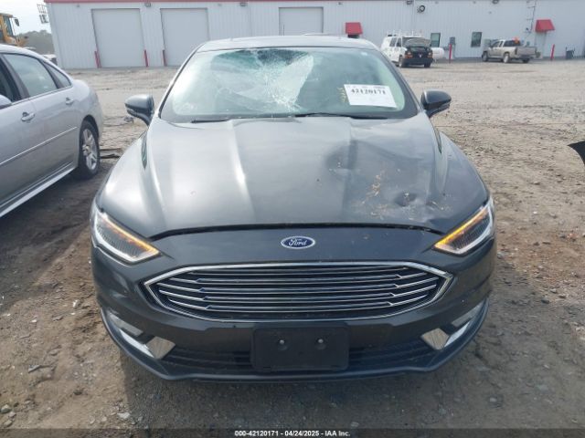 3FA6P0HD0HR243581 Ford FUSION SE