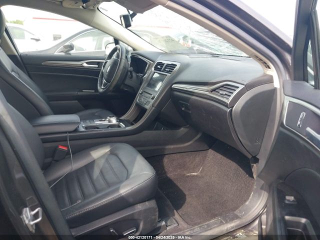 3FA6P0HD0HR243581 Ford FUSION SE