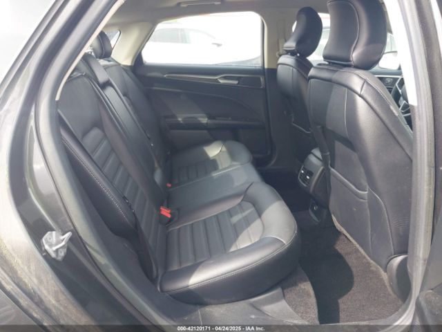 3FA6P0HD0HR243581 Ford FUSION SE