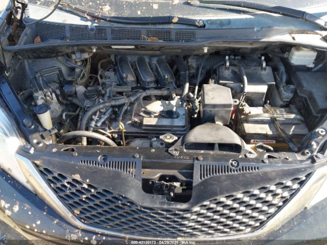 2011 TOYOTA SIENNA 5TDXK3DC0BS045860 Photo 9