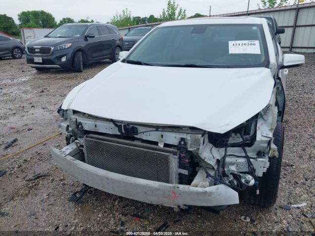1G11C5SAXGF135467 Chevrolet Malibu Limited Lt