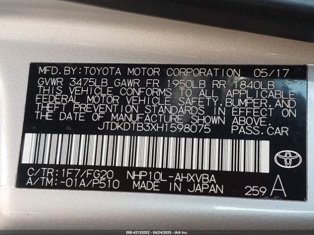 JTDKDTB3XH1598075 Toyota Prius C Two