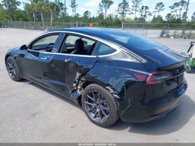 2019 TESLA MODEL 3 5YJ3E1EA3KF324263 Photo 2