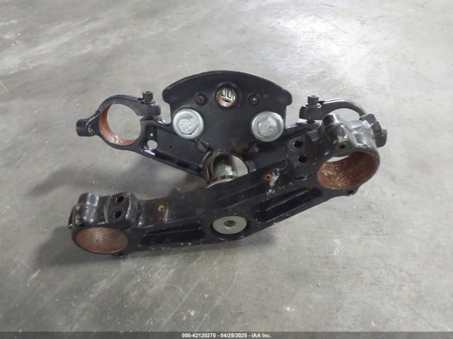 2022 HARLEY-DAVIDSON FLTRK 1HD1KZF24NB648141 Photo 2