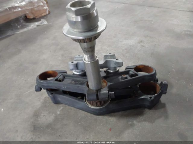 2022 HARLEY-DAVIDSON FLTRK 1HD1KZF24NB648141 Photo 4