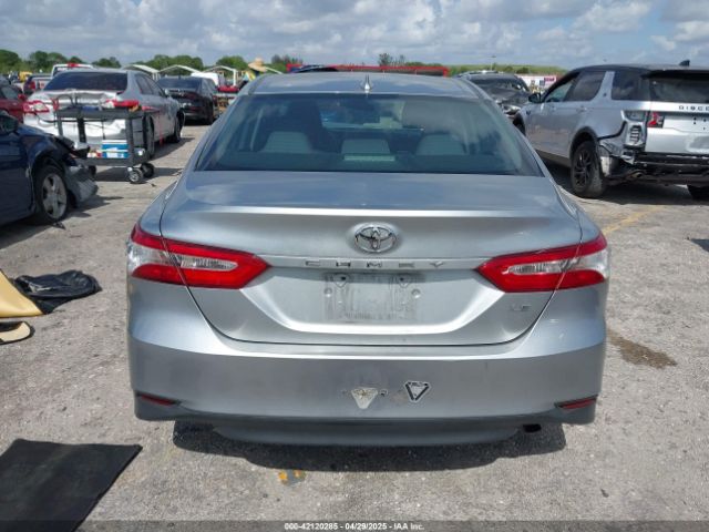 4T1B11HK3KU166084 Toyota CAMRY LE
