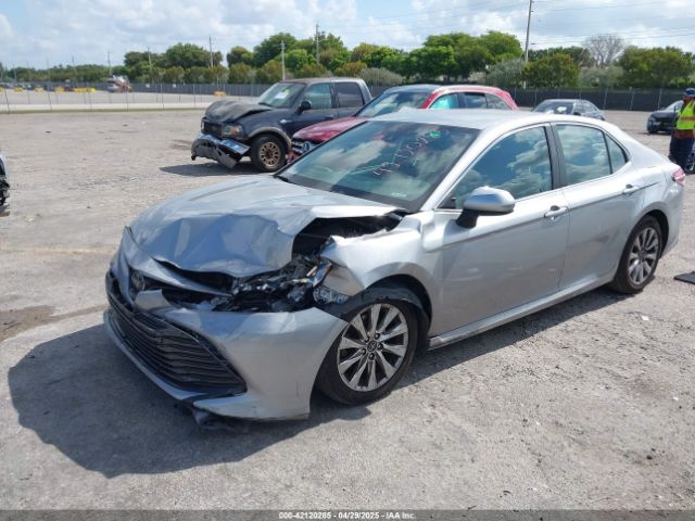 4T1B11HK3KU166084 Toyota CAMRY LE